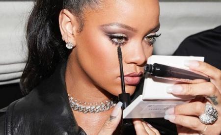 6 thủ thuật trang điểm trên gương mặt quyến rũ của ca sĩ Rihanna