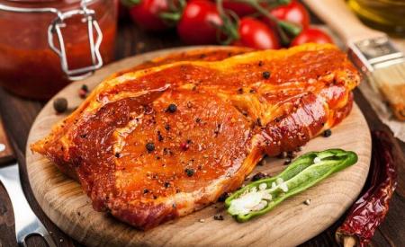 Có nên ướp thịt trước khi nướng?